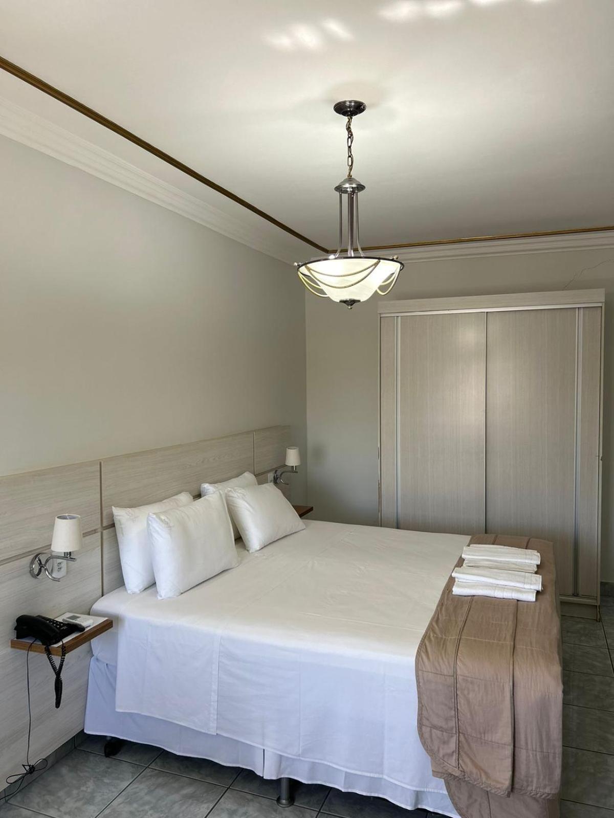 Italian Palace Hotel